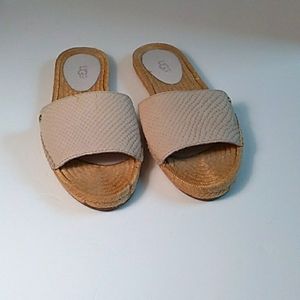 UGG Women's Cherry Exotic Espadrilles Cream Size 6          (S3)